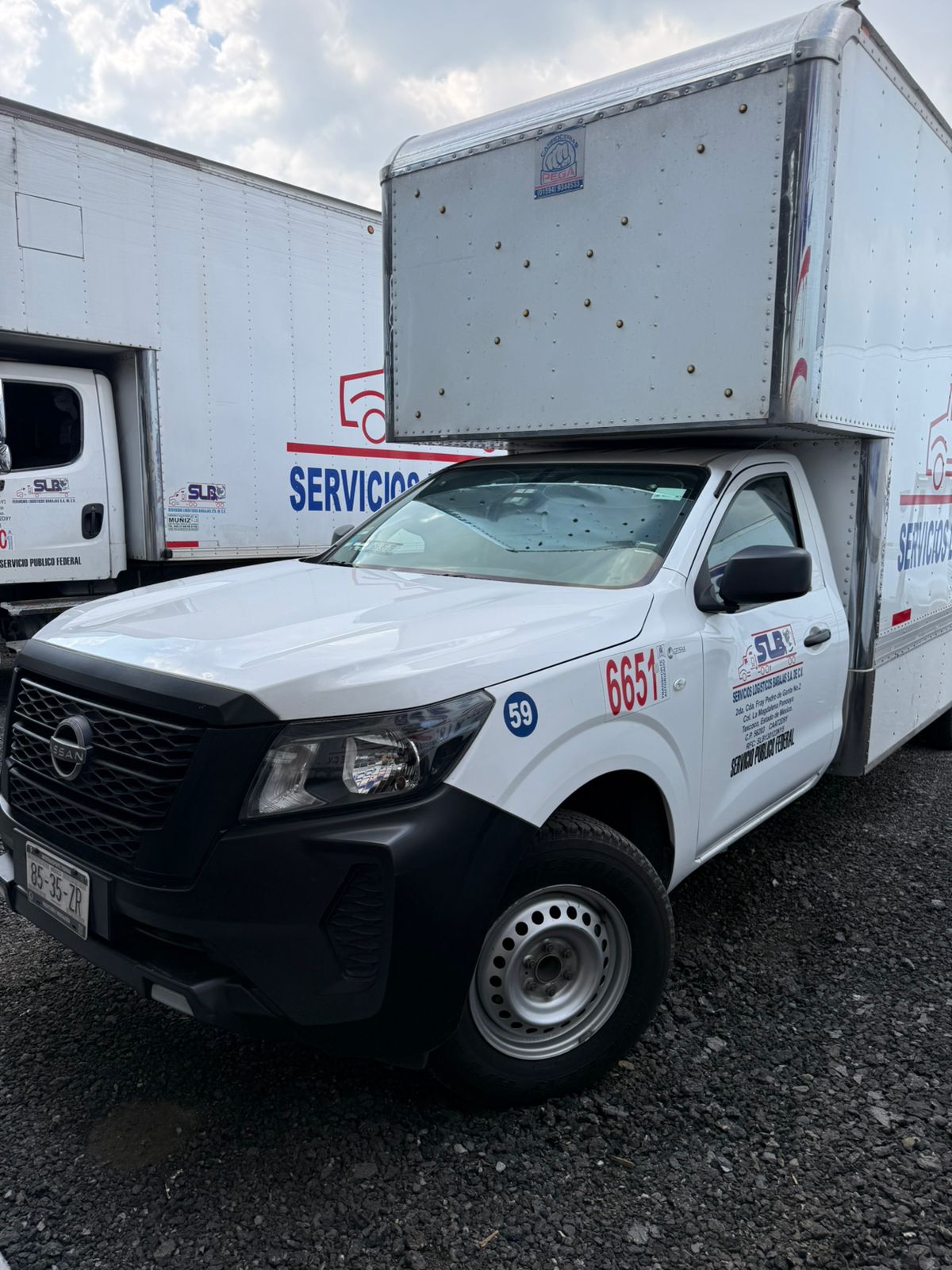Centro de operaciones y monitoreo GPS 24/7 para seguimiento de rutas terrestres